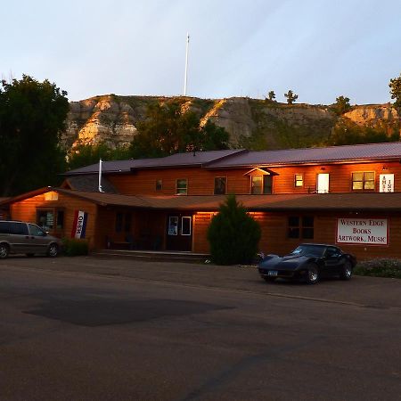 Amble Inn Medora Exterior photo